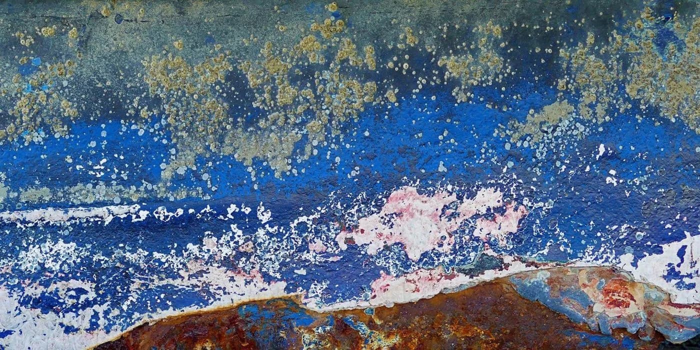 2018 Rainer Stark Across The Ocean For A Better Life - Impression of a rusted boat hull