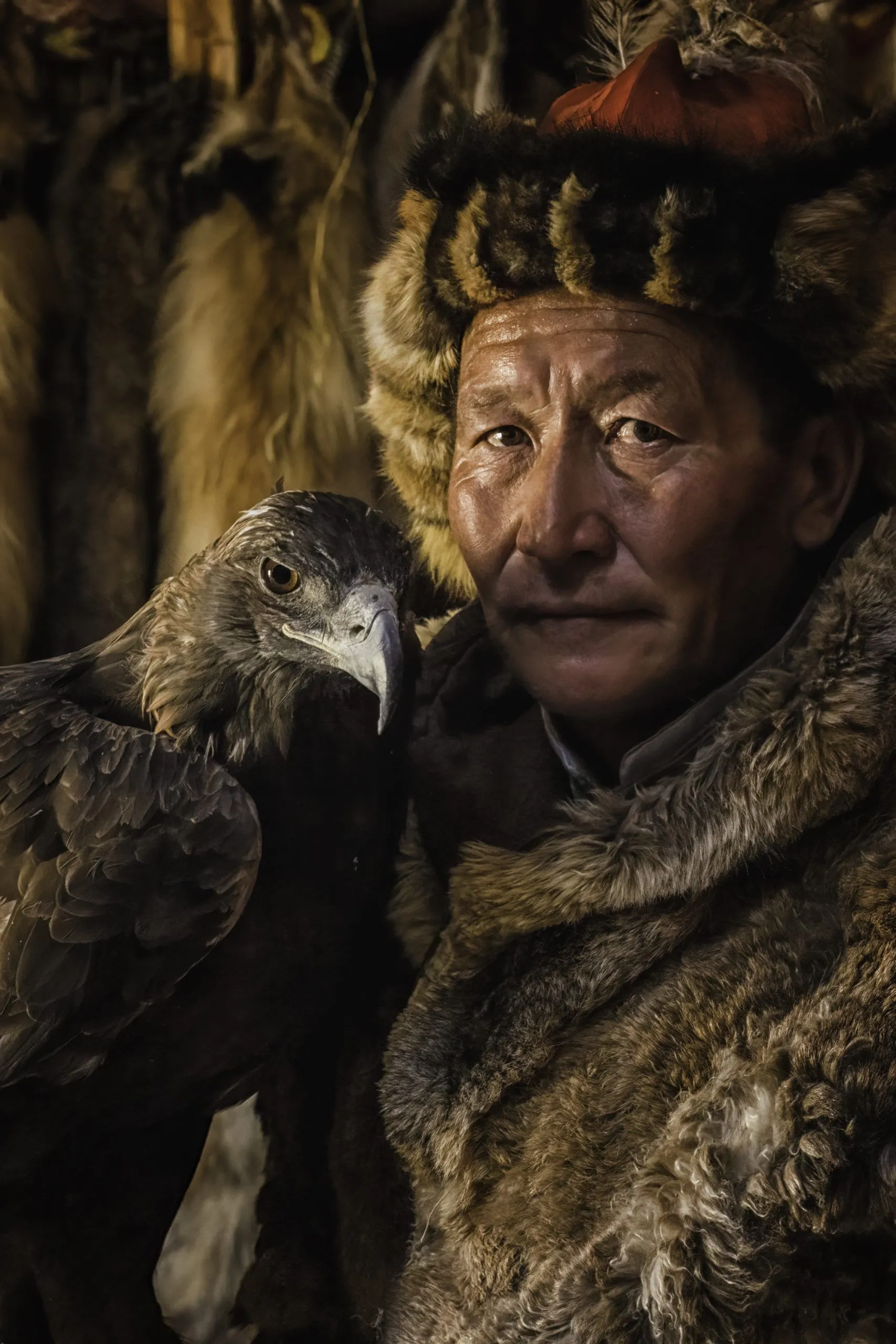 Mojgan Arashvand_The Eagle and the Hunter