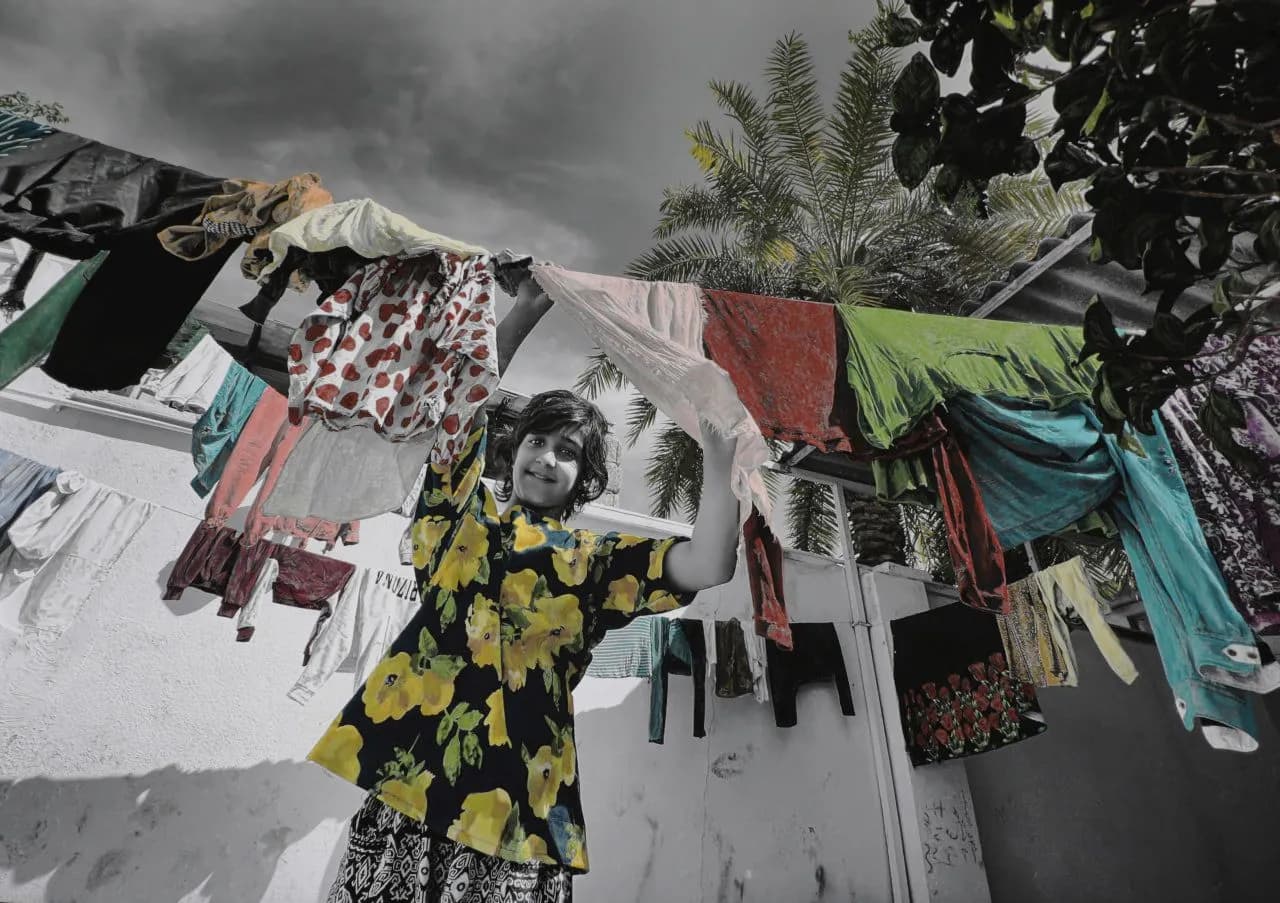 SANAZ ARJMAND_Colors of Everyday Life_Printed B&W photograph + pastel colored pencils_50x70