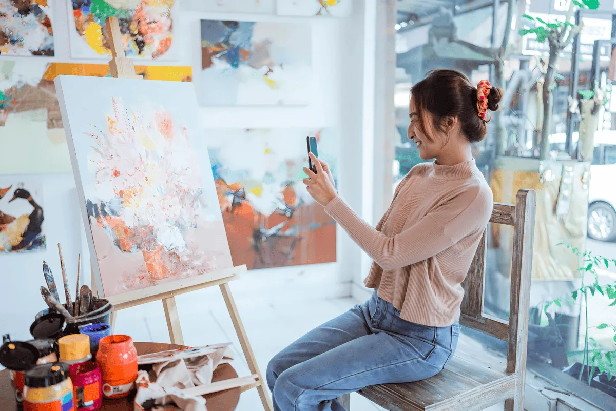 How to take pictures of your artwork